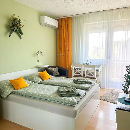 Aloe Apartment *